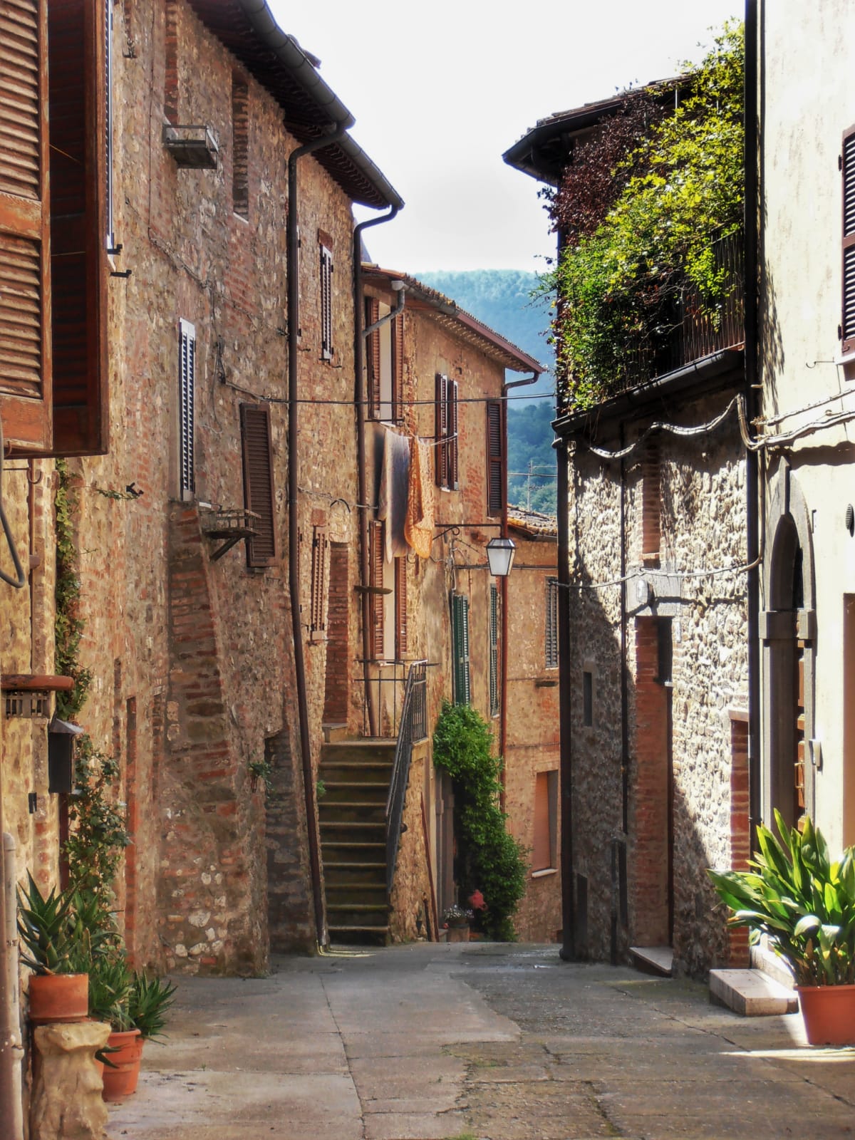Piegaro Exploring Umbria
